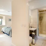 2 Bed In Oc-m31843 *