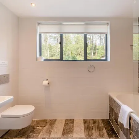 2 Bed In Oc-m31843 아파트 윈더미어