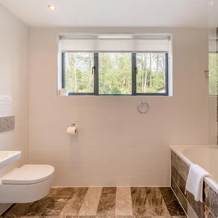 2 Bed In Oc-m31843 Lägenhet