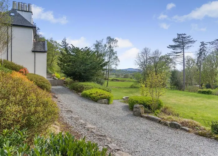 2 Bed In Oc-m31843 Apartamento