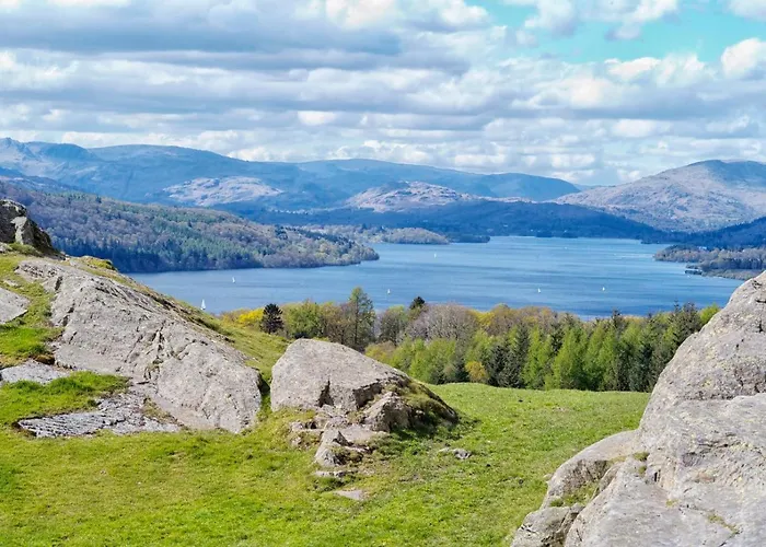 2 Bed In Oc-m31843 Apartamento